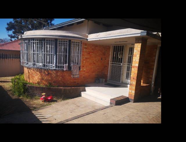 3 BEDROOM HOUSE FOR SALE IN ROSETTENVILLE